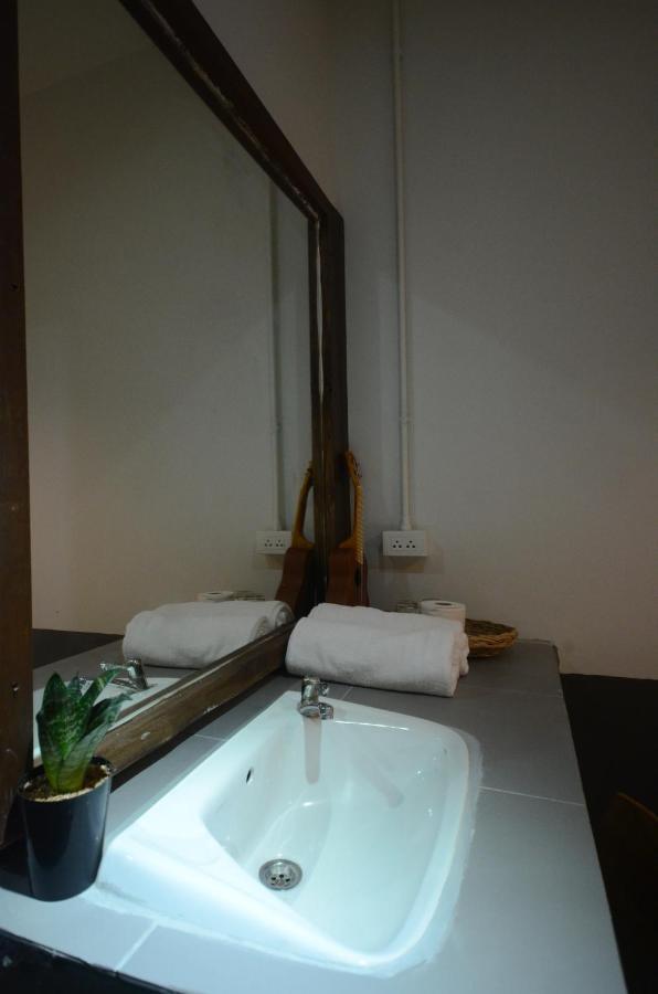 Aparthotel Suandok History House à Chiang Mai Extérieur photo